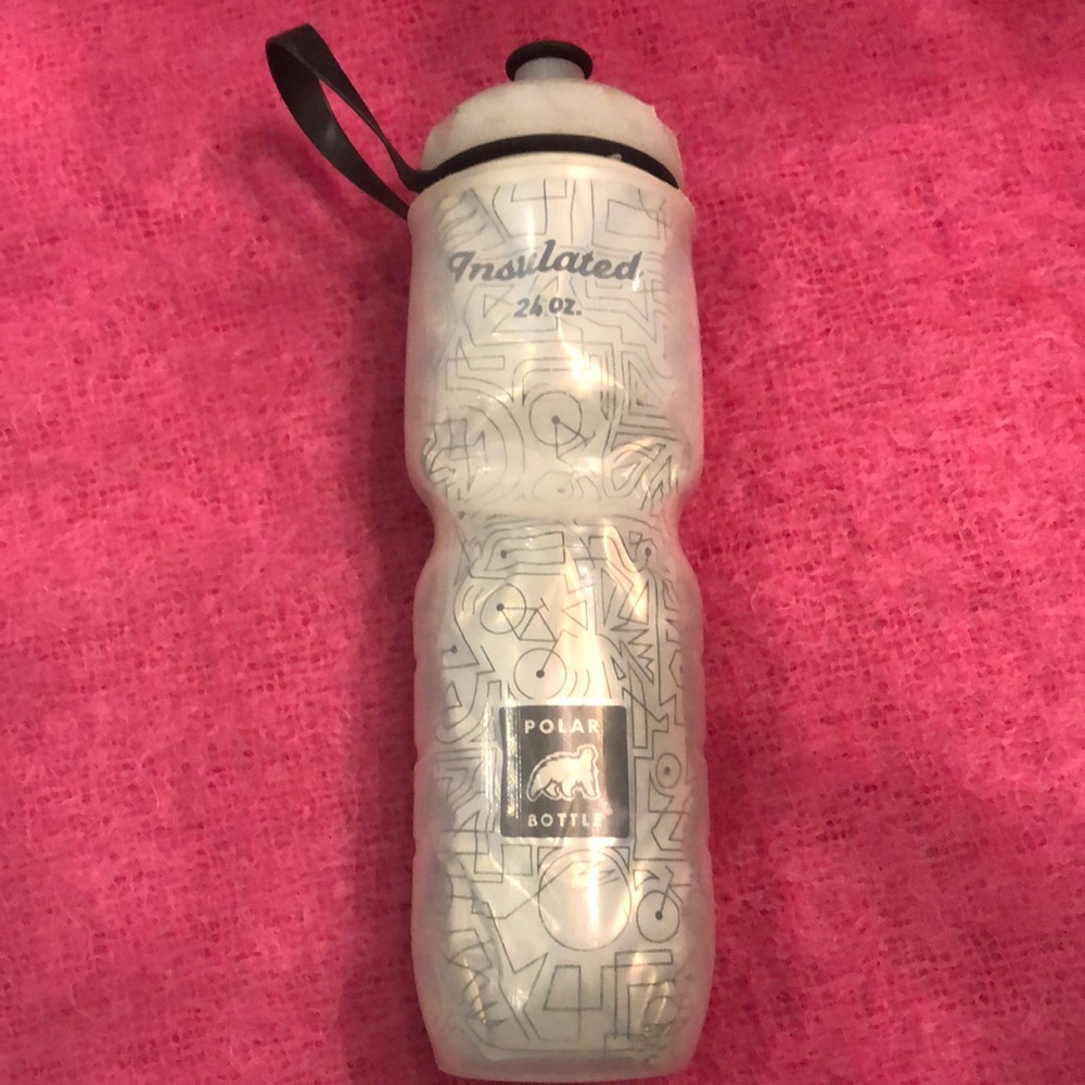 🐻‍❄️ Polar Bottle 24 oz. Insulated sports athletic bottle synch middle + strap